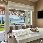 Casa 50 *